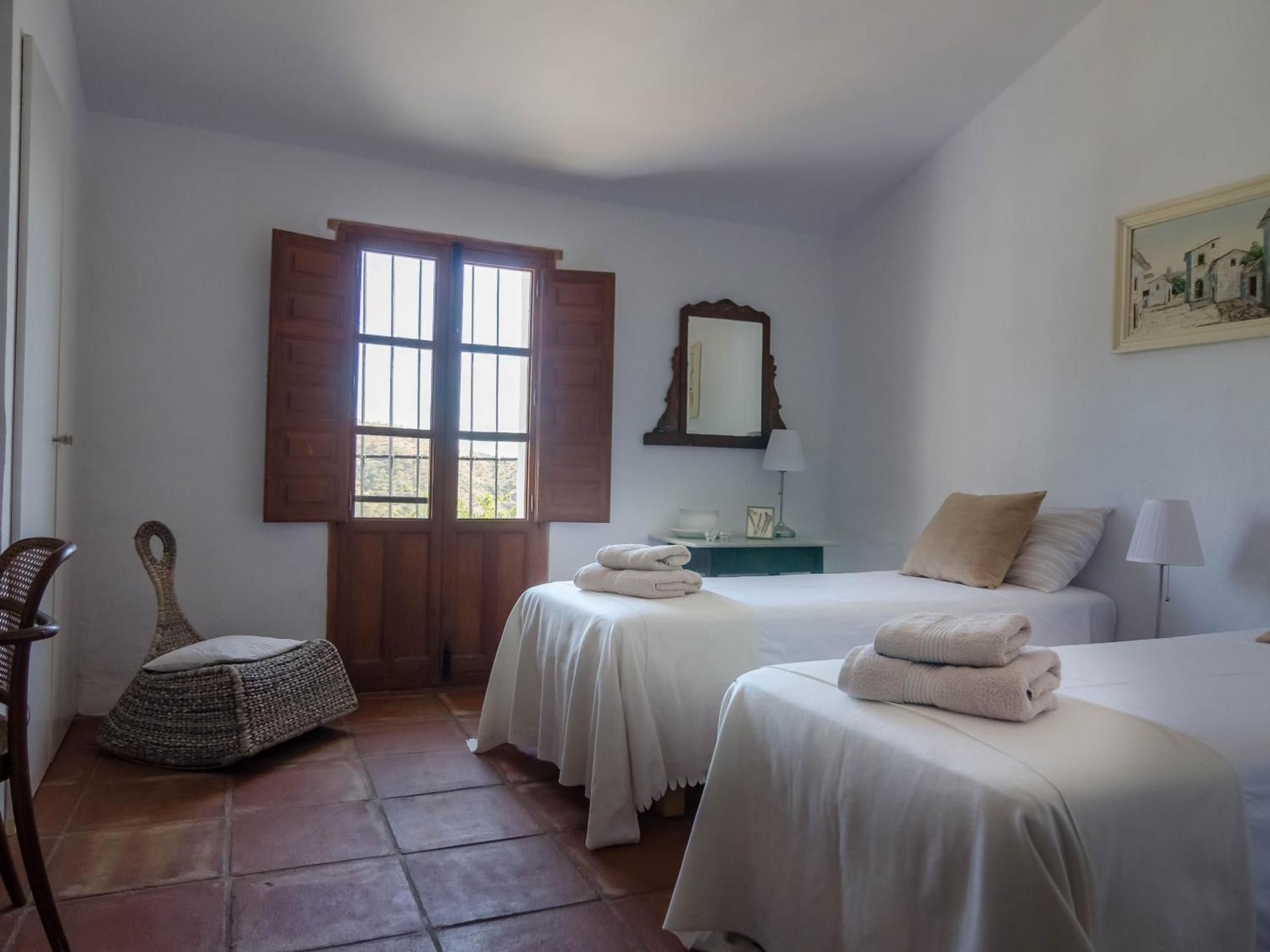 Cortijo Juan Salvador Guest House Olias Bilik gambar