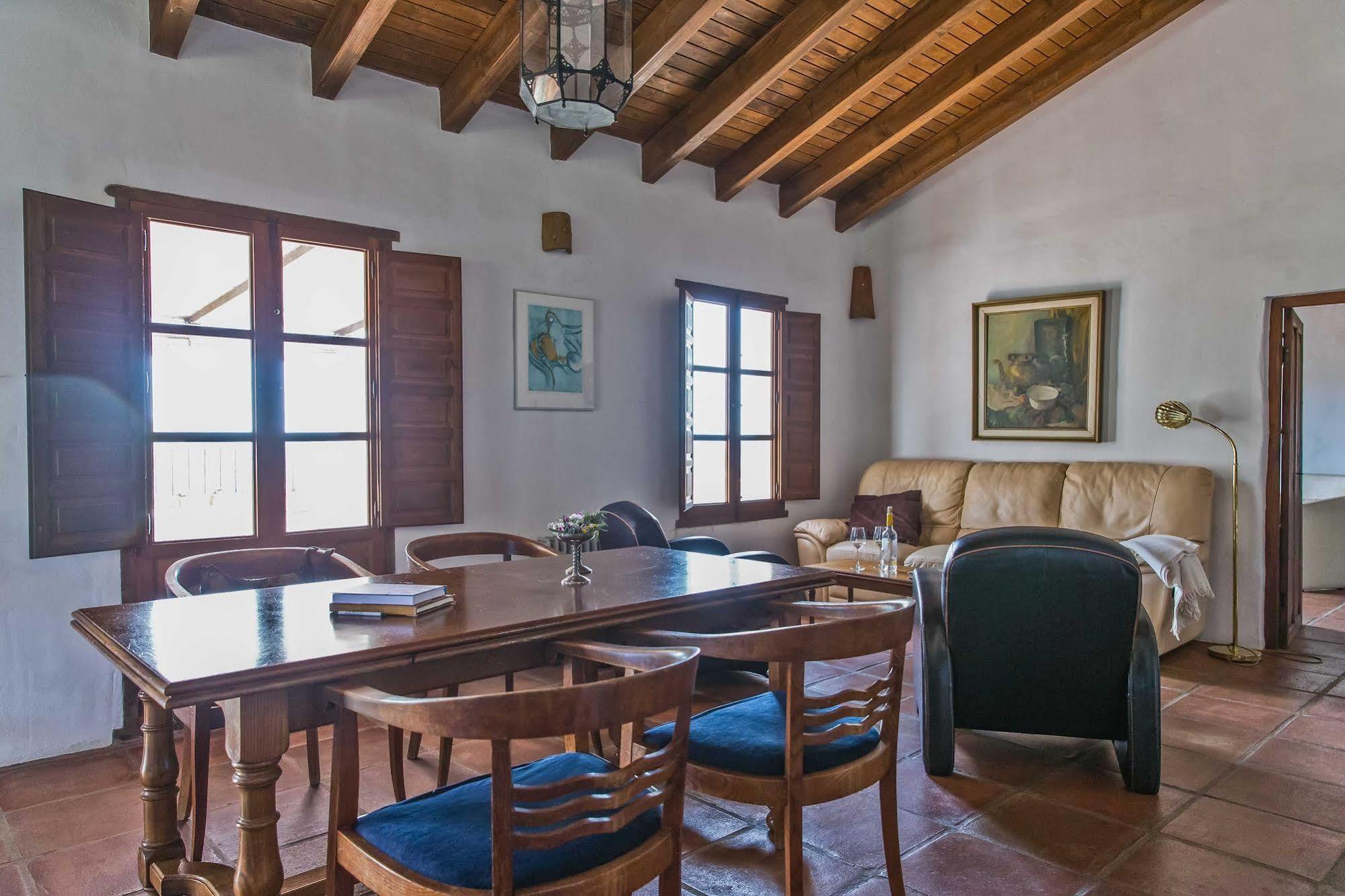Cortijo Juan Salvador Guest House Olias Luaran gambar